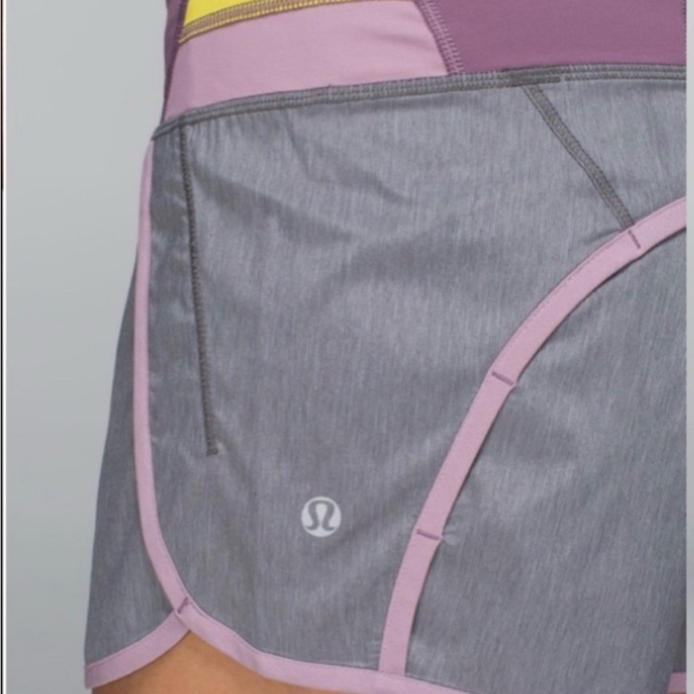 Lululemon Run time Shorts Size 6 - Picture 4 of 14